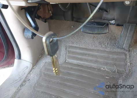 1997 Ford F-150 Lariat/Xl/Xlt z USA, uszkodzony, nr VIN 1FTEX18L7VNC21496